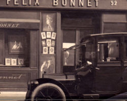 Durant les  Années Folles boutique de Félix Bonnet photographe portraitiste Durant les Années Folles boutique de Félix Bonnet photographe portraitiste