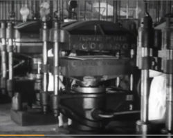 Film Reliephographie 1947 extrait du film 1947 "La Technique Moderne au service ce la Photographie en Relief"