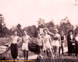 Famille et  amis  des Bonnet  à Joinville le Pont 1938 Famille et amis des Bonnet à Joinville le Pont 1938